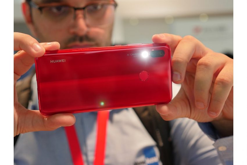 Ekran Kalitesi Ve Performansıyla Dikkat Çeken Akıllı Telefon: Huawei Nova 3!