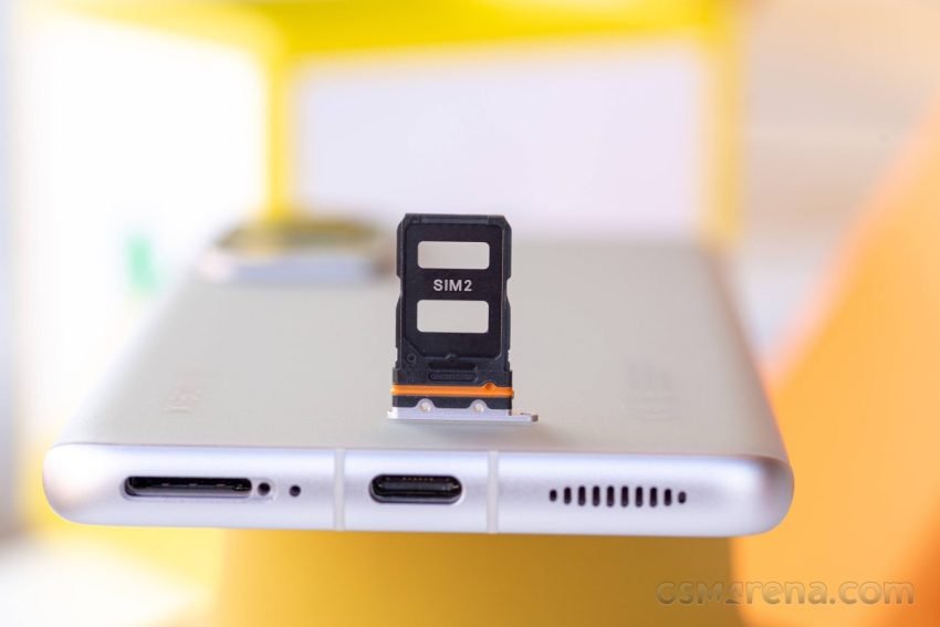 Android 13, 2 eSIM’e Aynı Anda İzin Verebilir!