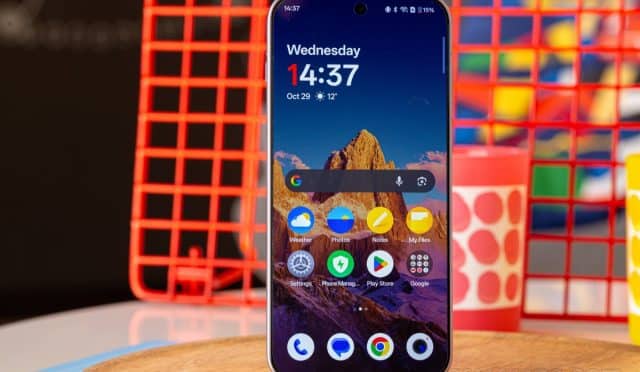 OnePlus 15 Nihayet ABD'de Satışa Çıkıyor, FCC Onayı Aldı!